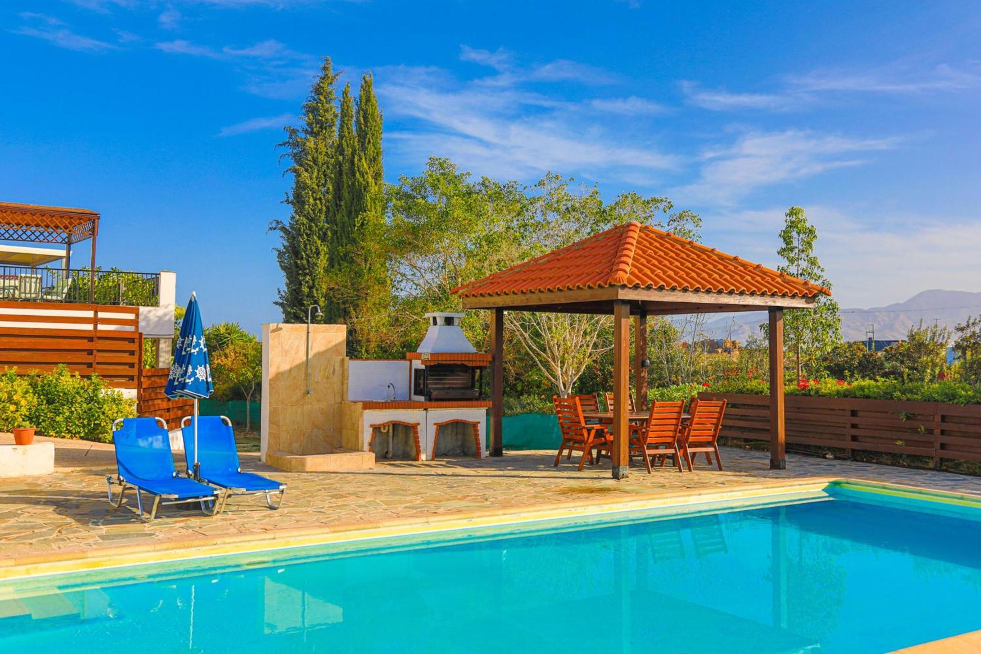 Villa Ira Finiki Lachi Exterior foto